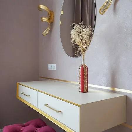 Apartment Fully Renovated 2Bdr Apt In The Heart Of Minsk