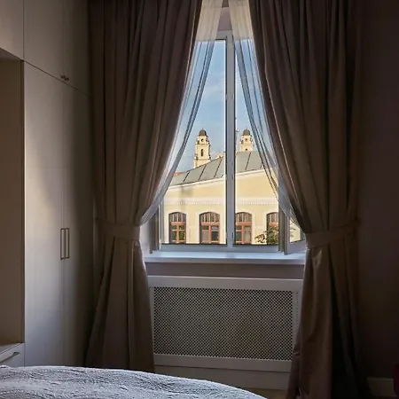 Fully Renovated 2Bdr Apt In The Heart Of Minsk * Minsk