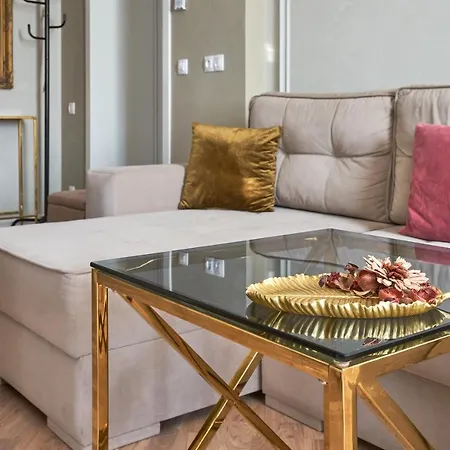 Apartment Fully Renovated 2Bdr Apt In The Heart Of Minsk Minsk